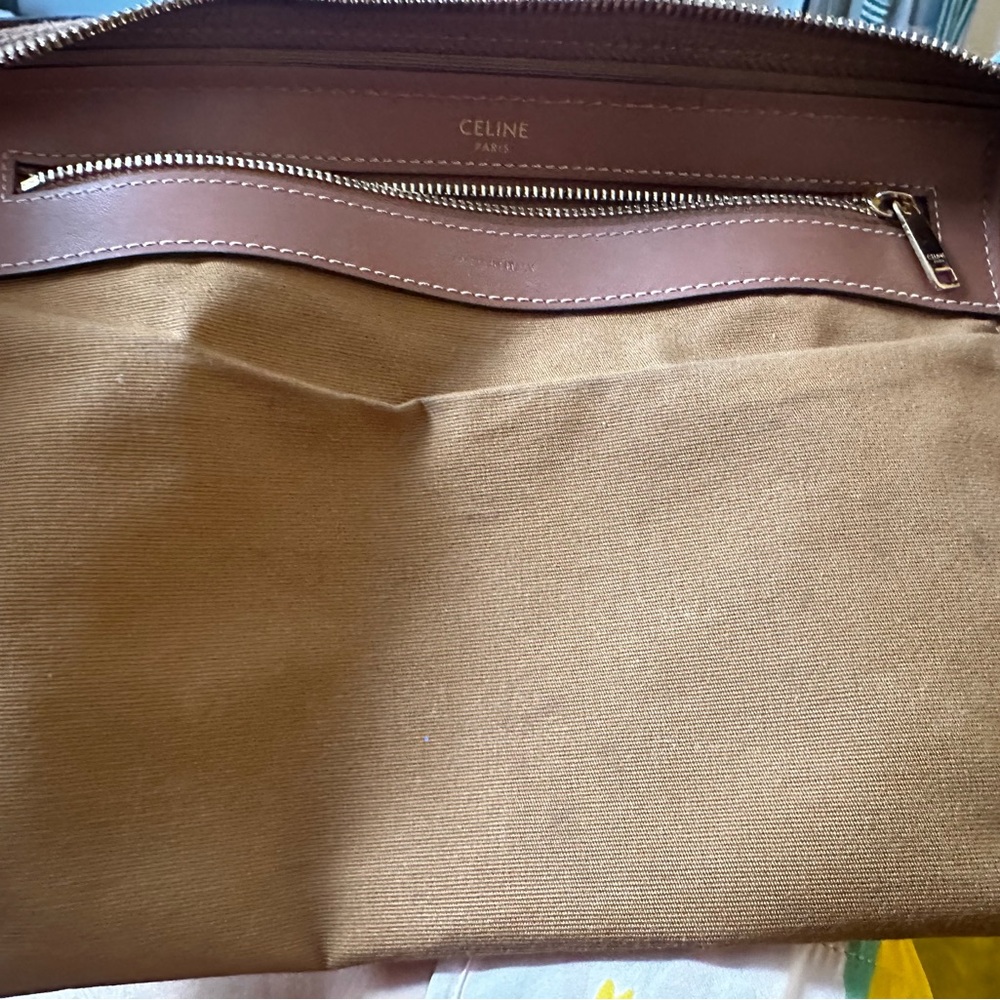MEDIUM TRAVEL BAG IN TRIOMPHE CANVAS AND CALFSKIN - Picture 14 of 16